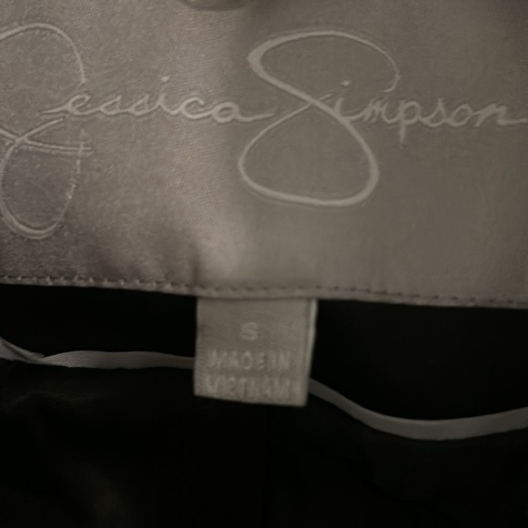 Shiny black trench, excellent like new condition size small - Picture 2 of 3